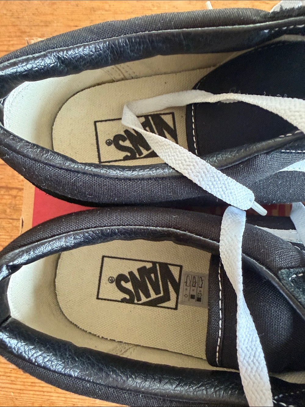 Vans Black and White Old Skool Skate Sneakers, never worn - Picture 5 of 6